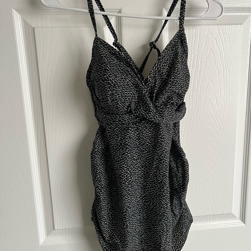 Black and White Patterned Swimsuit